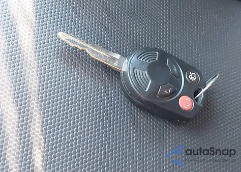 2010 Ford Escape Xlt from USA, damaged, VIN 1FMCU9DG7AKB52453